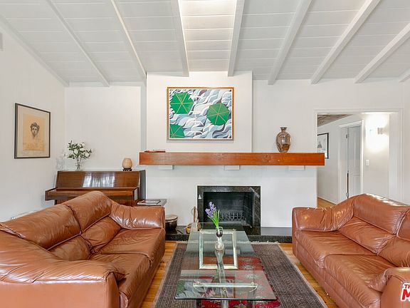5th image of 4210 Bluebell Ave
