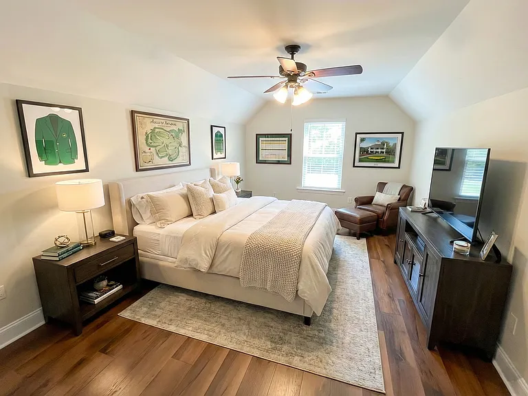 Upstairs bedroom or bonus room.