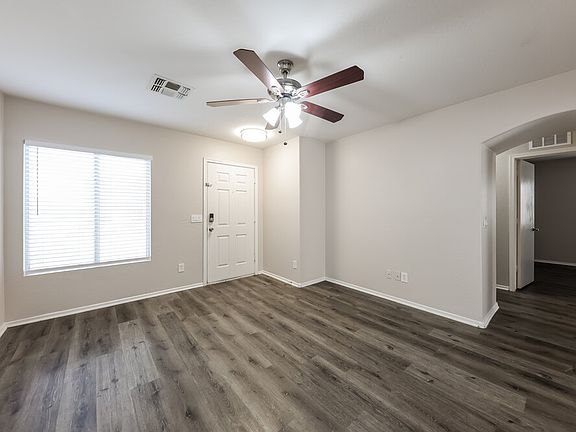 5th image of 11834 W Sunnyside Dr