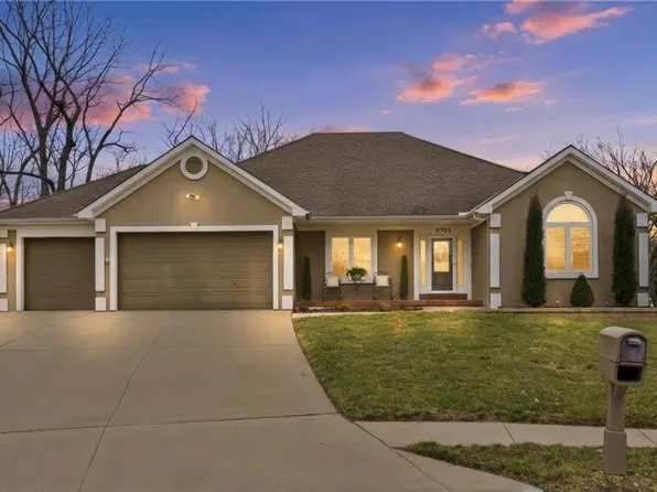 9705 Leslie Ave, Kansas City, MO 64139