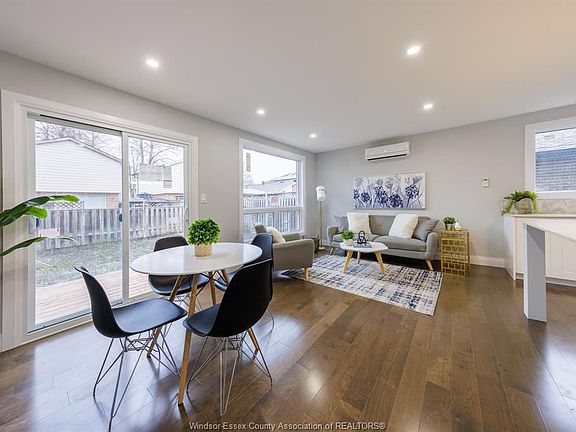 4th image of 1374 Copperfield Pl