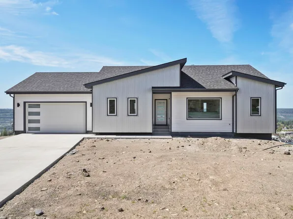 8405 N Fullview Ln, Spokane, WA 99208
