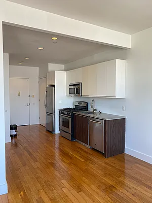 Rented by Chana Ofek, LREB | media 12