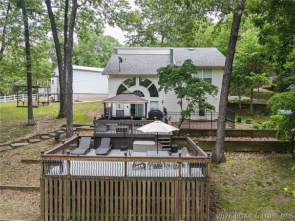 2nd image of 99 Thornwood Cir