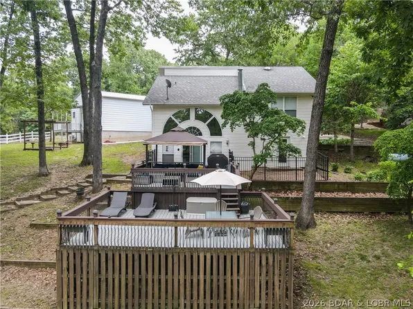 99 Thornwood Cir, Sunrise Beach, MO 65079
