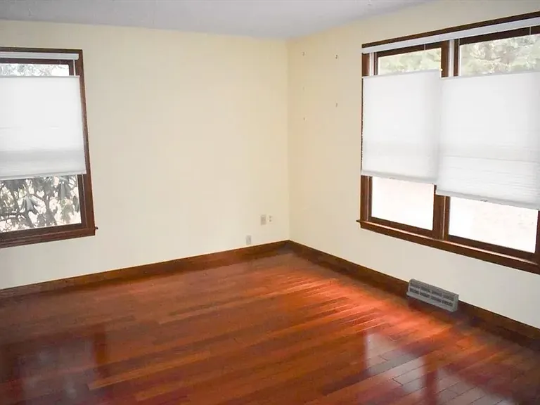 6 Stonegate Cir — Photo 14
