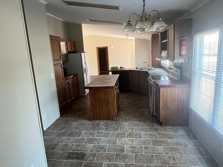 554 Bowens Mill Hwy — Photo 2