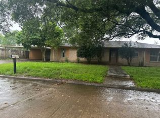 1320 Maple St, Liberty, TX 77575