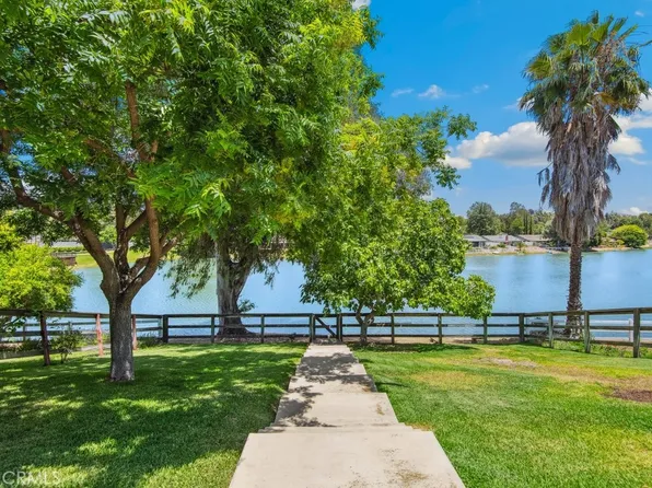 42724 Santa Suzanne Pl, Temecula, CA 92592