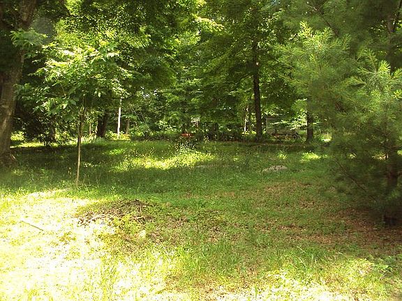 5th image of 55 Tanglewood Dr