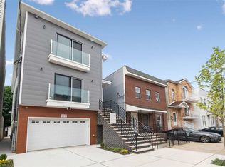 113 Zabriskie St #1, Jersey City, NJ 07307