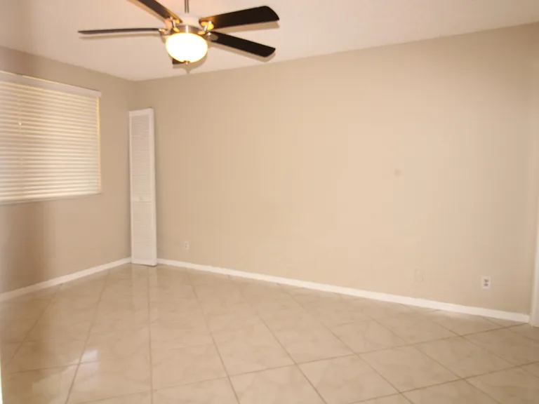 2955 SW 22nd Ave #2080 — Photo 6