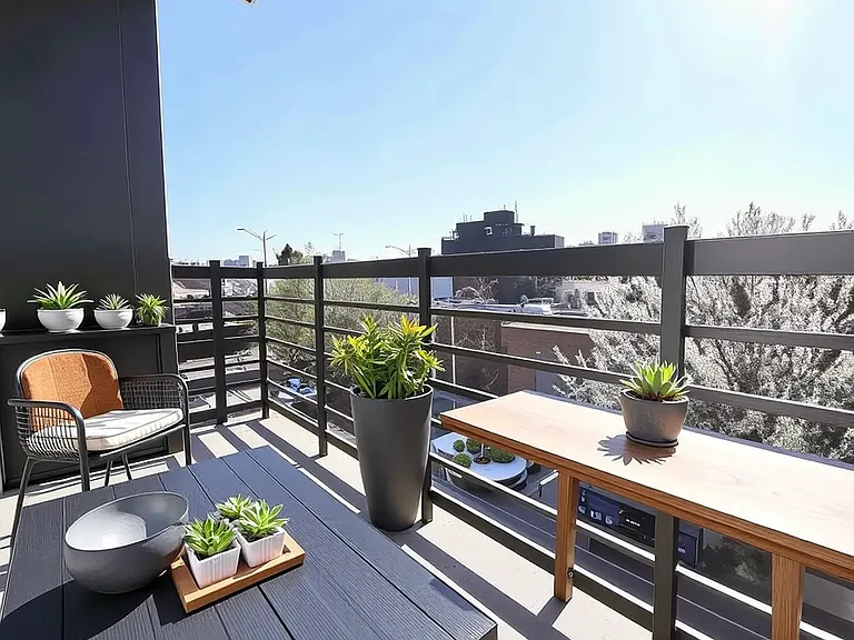 434 Manhattan Ave #PENTHOUSE — Photo 6