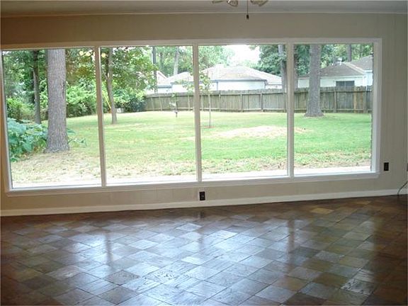 5th image of 21307 Four Oaks Dr