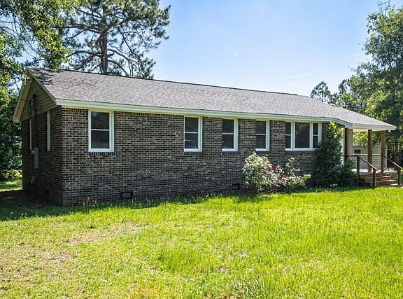 3rd image of 5075 Seymour Rd