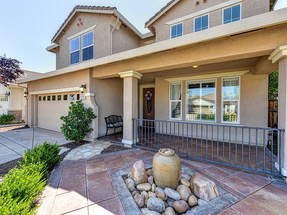 3rd image of 1479 Alberton Cir