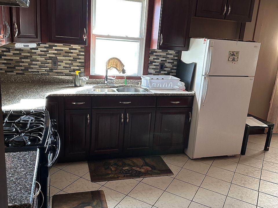 1st image of 540 Barbara Dr