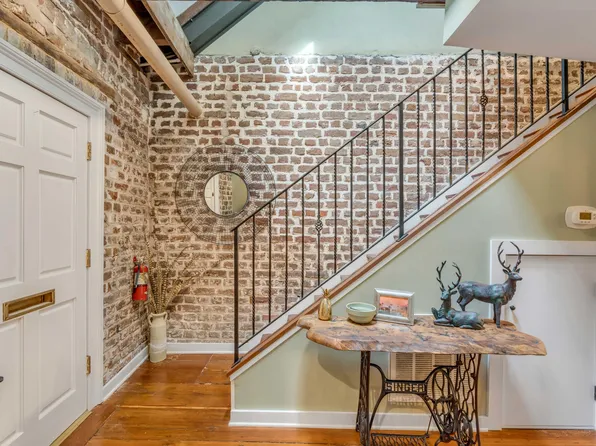 192 E Bay St Suite 302, Charleston, SC 29401