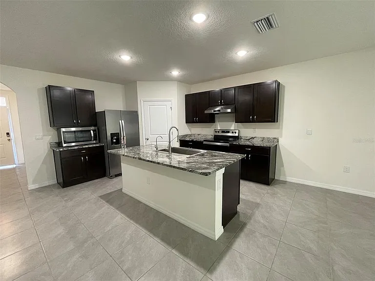 15596 Black Pepper Ln — Photo 5