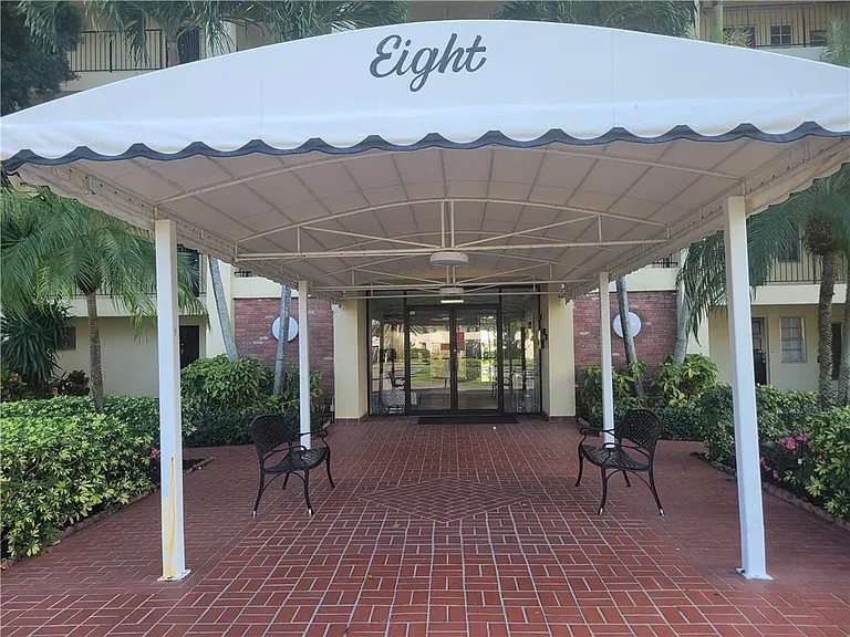 3050 N Palm Aire Dr #508 — Photo 22