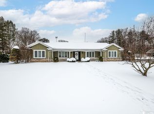 4179 Sheffield Pl, Lambertville, MI 48144