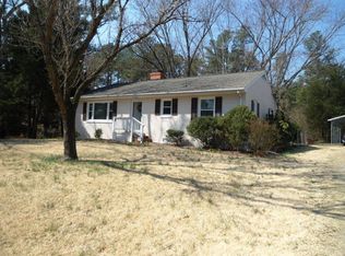 112 Washington Ave, Warsaw, VA 22572