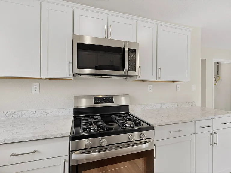 2506 Hillsboro Ave — Photo 14