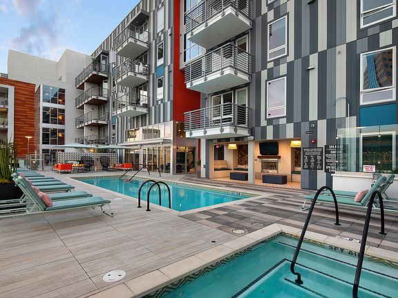5th image of 245 W Broadway #501