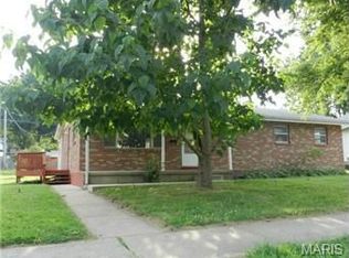 905 N Taylor Ave, Crystal City, MO 63019