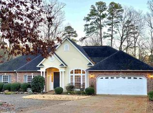 6 Pintuerero Ln, Hot Springs Village, AR 71909