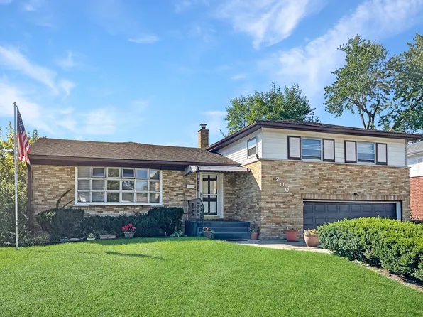 200 Silver Ln, Melrose Park, IL 60160