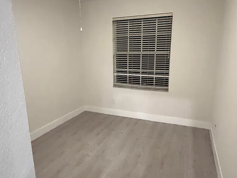 715 SW 148th Ave #610 — Photo 20