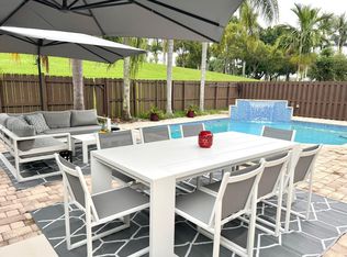 5900 NW 111th Ave, Doral, FL 33178