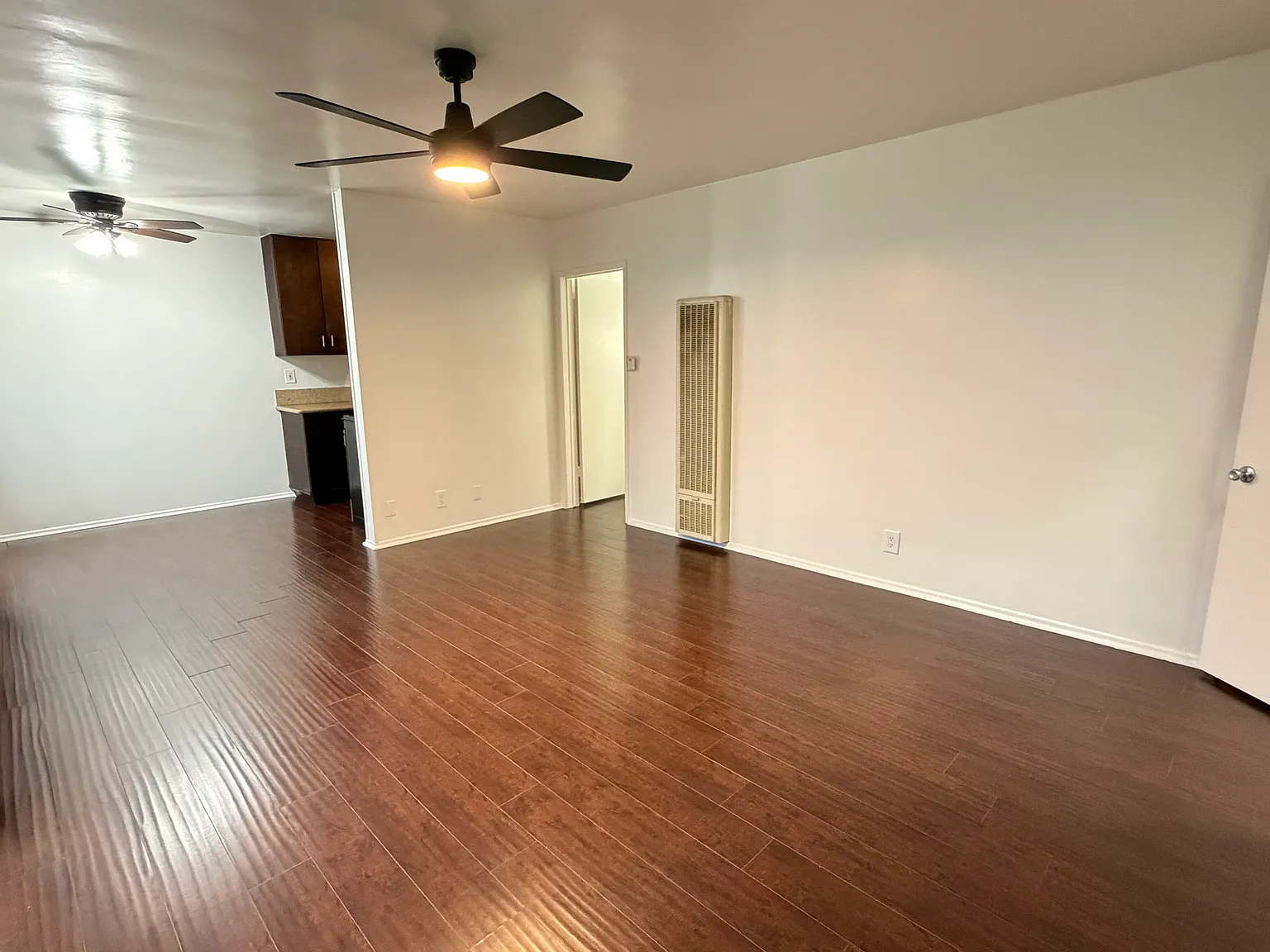 1 bed, 825 sqft, $2,195 — Photo 3