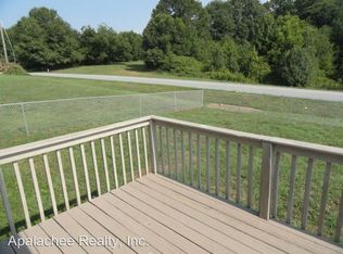 387 Kay Dr, Winder, GA 30680