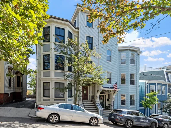 98 G St APT 4, South Boston, MA 02127