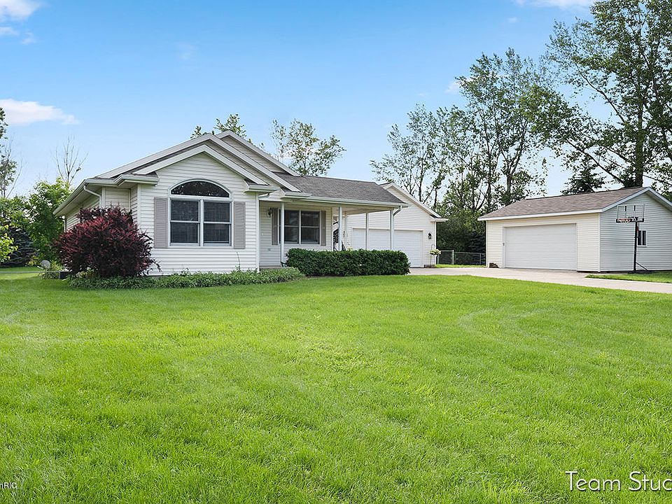 1st image of 10699 Mieras Dr NE