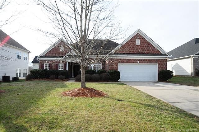 1st image of 7614 Woodcrest Dr