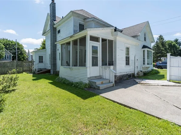 126 S Rutland St, Watertown, NY 13601