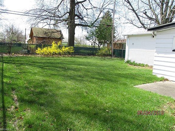 3rd image of 26830 Gary Ave