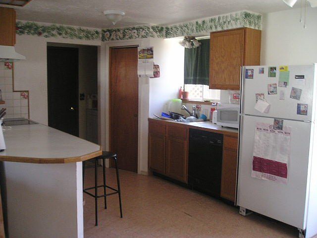 2nd image of 909 Pilar Ct