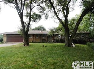 8936 Fieldview Dr, Greenville, MI 48838