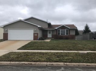 8285 Buchanan St, Merrillville, IN 46410