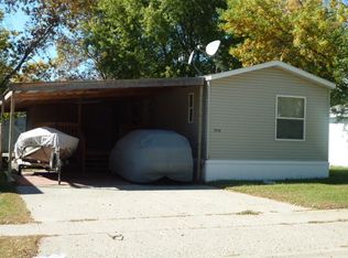 1218 Western Park Vlg SW, Jamestown, ND 58401