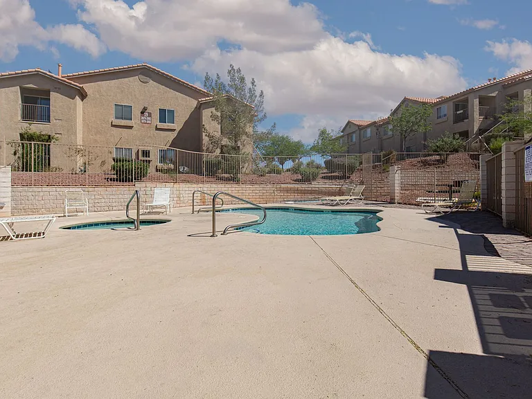 2110 Los Feliz St #1028 — Photo 27