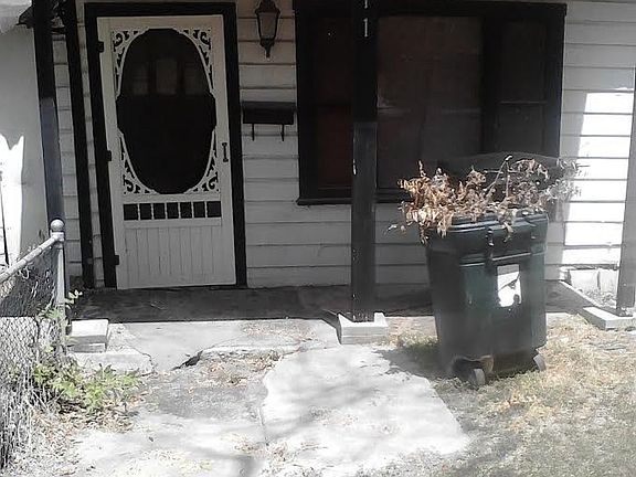 5th image of 1114 E Avenue B