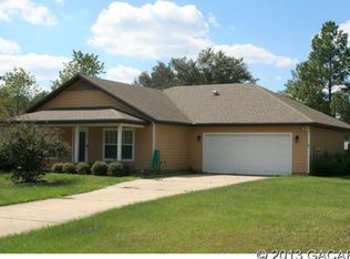 10004 Fox Hollow Dr, Hampton, FL 32044