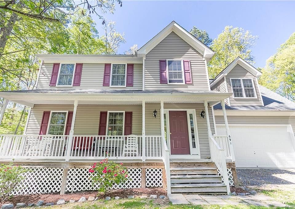1st image of 691 Lake Caroline Dr