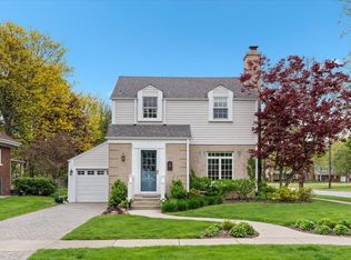 545 S Evergreen Ave, Arlington Heights, IL 60005