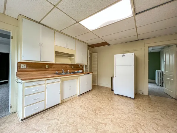 915 Pine St #1, Marquette, MI 49855